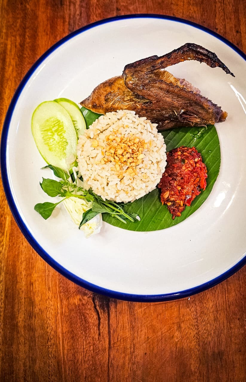 Bebek Goreng